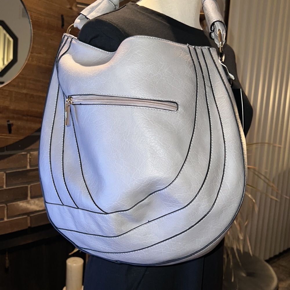 Le Miel Crossbody Purse!🩶 - Picture 3 of 8